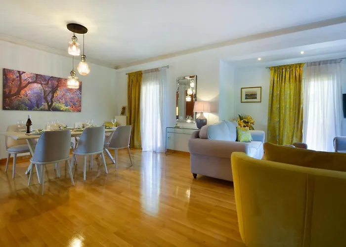 Bella Dassia Case de vacanță