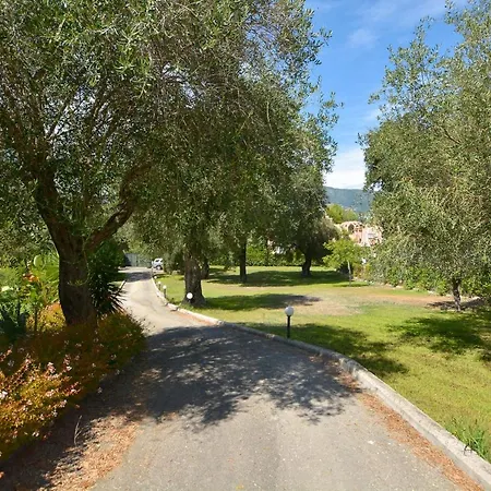 Bella Dassia Casa de Férias *